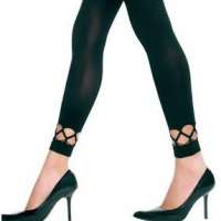 Hände weg von schwarzen Leggings!