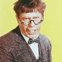 Urkomischer Typ Jerry Lewis