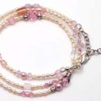 Lolita Style (?) – unwiderstehliche Perlenarmbänder 2011