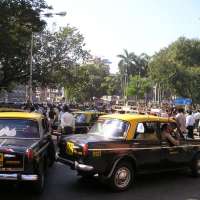 Raheja/Kothari: „Indian Cinema. The Bollywood Saga“ (Filmbuch)