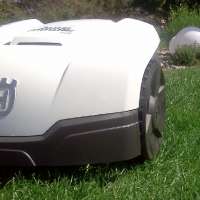 Mähroboter - die automatischen Rasenmäher Roboter