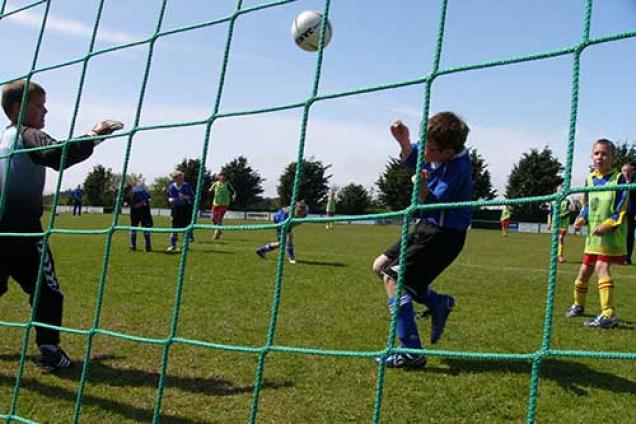 Fußball - Training mit dem Nachwuchs